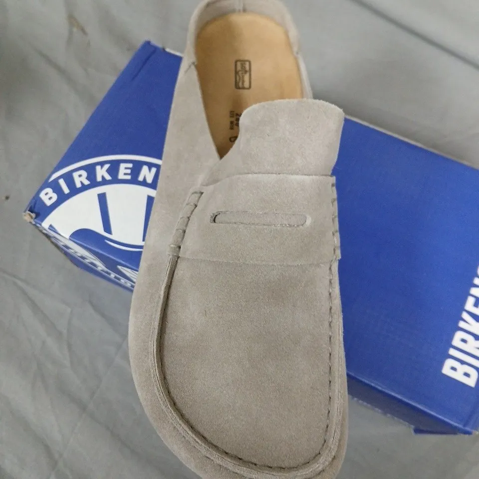 BOXED BIRKENSTOCK NAPLES WRAPPED GRAY SLIP-ON SHOES – EU 43 (UK 9)