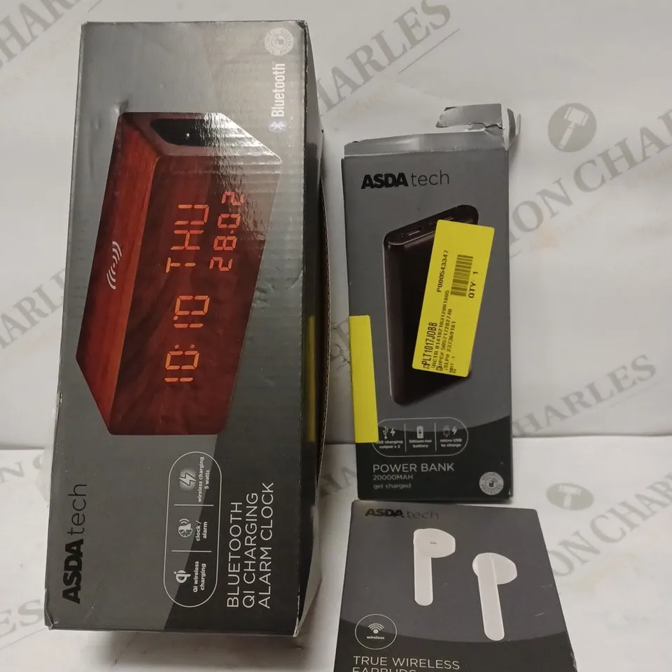 LOT OF THREE TO INCLUDE QI CHARGING ALARM CLOCK , POWER BANK ETC