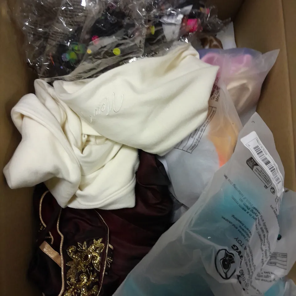 APPROXIMATELY 20 ASSORTED CHILDRENS CLOTHING PRODUCTS IN AGES RANGING FROM 5-10YRS