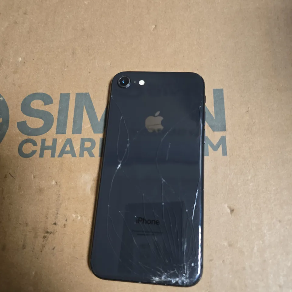 Apple iPhone  Black – cracked screen 