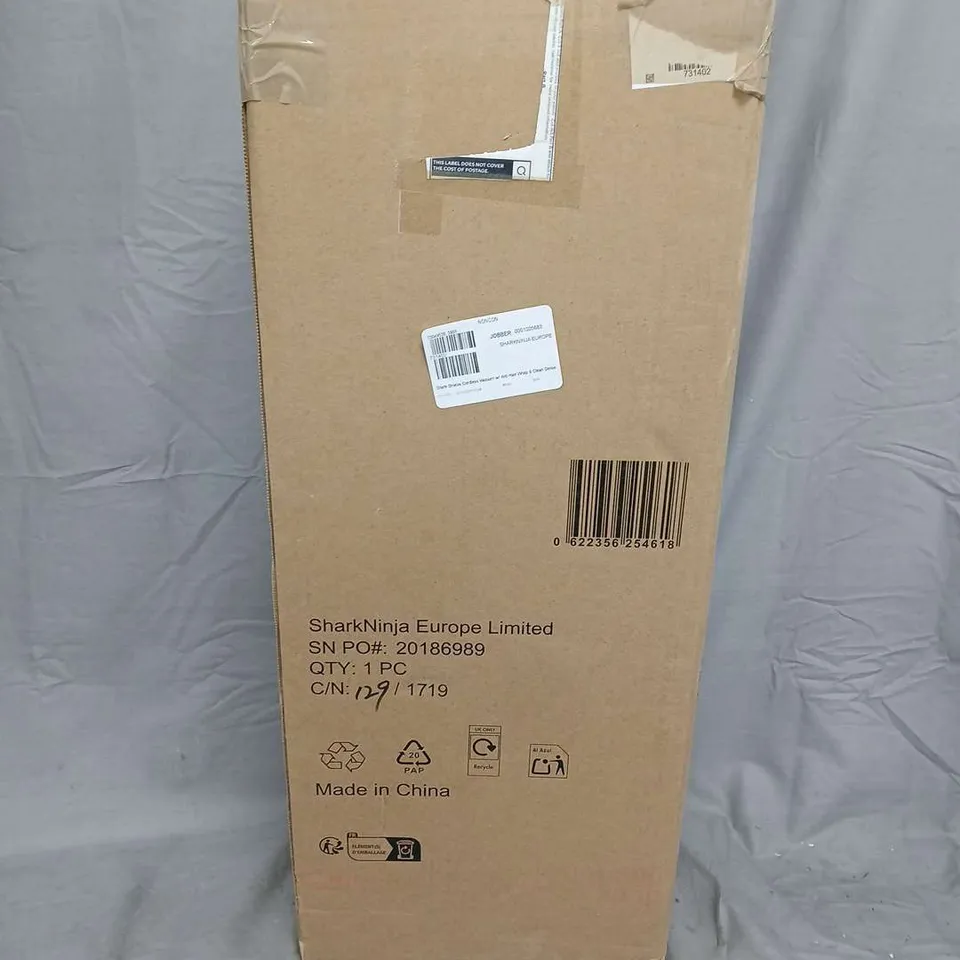 SHARK STRATOS CORDLESS VACUUM W/ ANTI HAIR WRAP & CLEAN SENSE IQ IZ400UKT