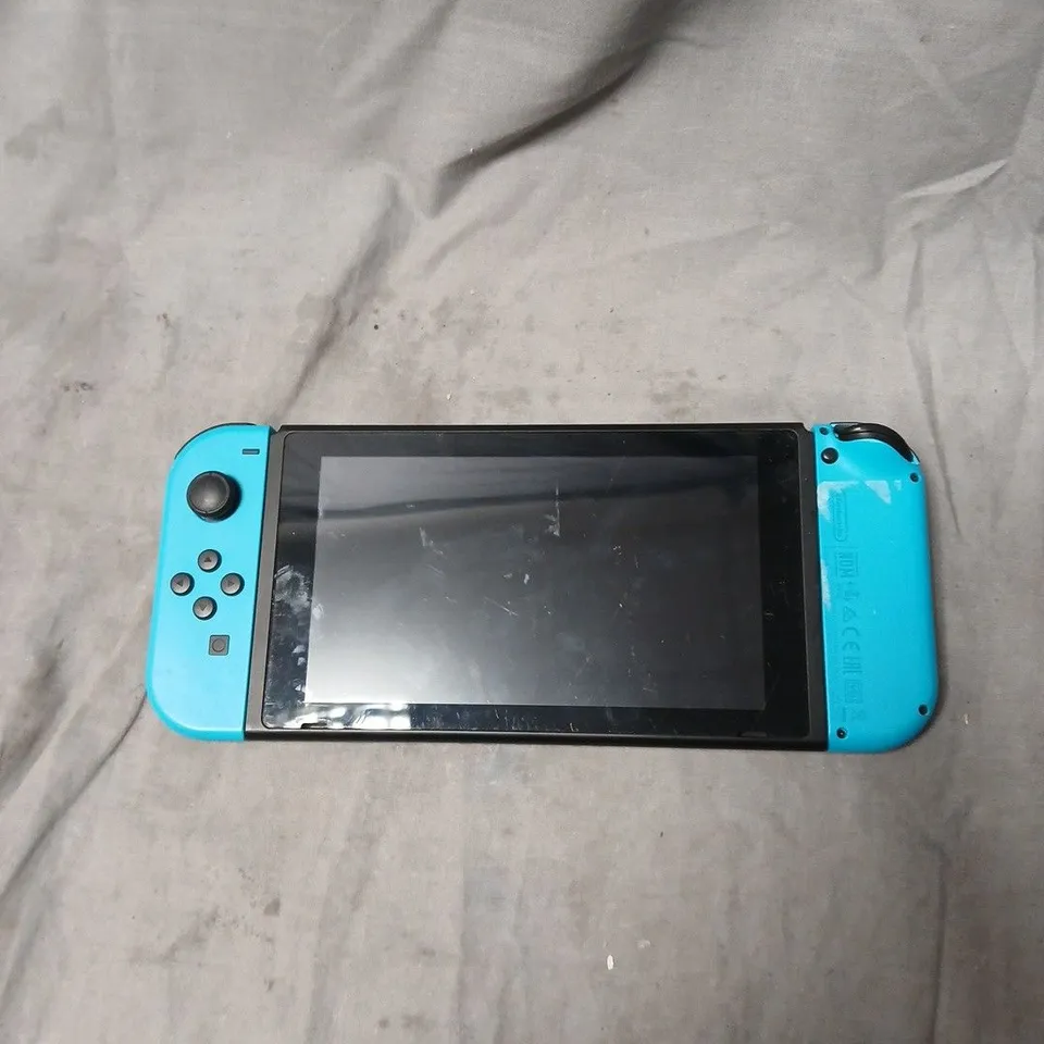 NINTENDO SWITCH CONSOLE WITH NEON BLUE JOY-CONS (HANDHELD)