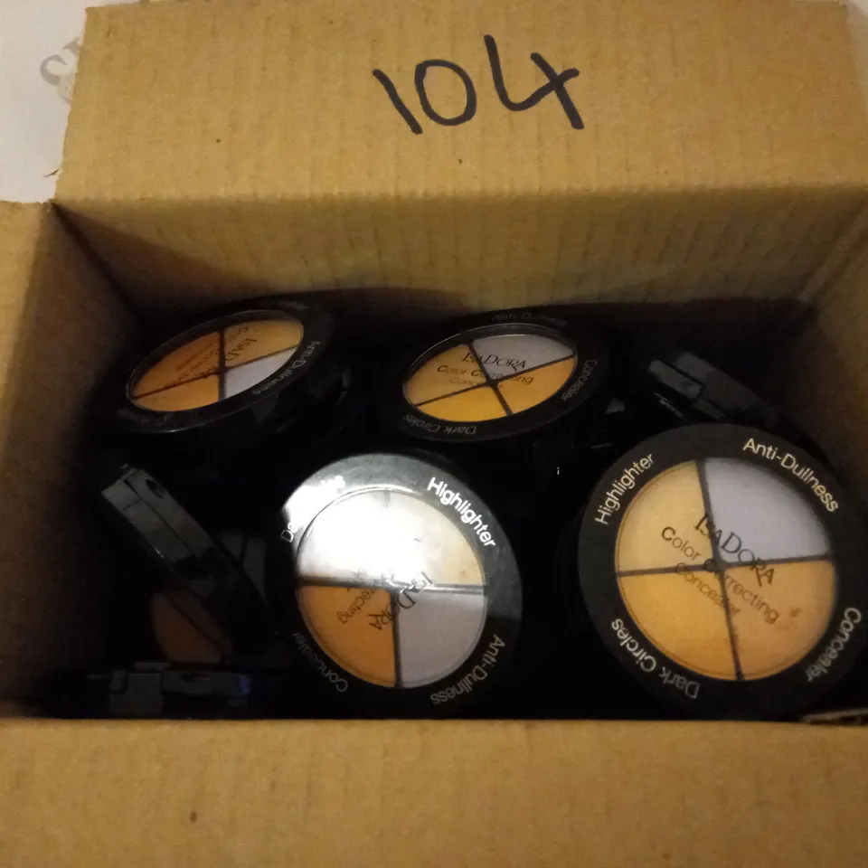 BOX OF APPROXIMATELY 30 ISADORA COLOUR CORRECTING CONCEALER TUBS