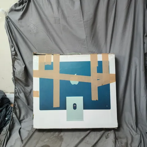 APPLE MONITOR WITH MAGIC KEYBOARD & MOUSE – GREEN, BOXED