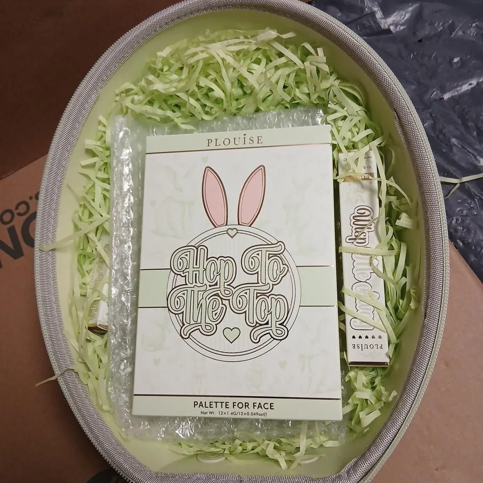 BOXED PLOUISE YOU'RE EGGSTRA SPECIAL SWEET BERRY BITE, DIPPED JUST RIGHT GIFT SET