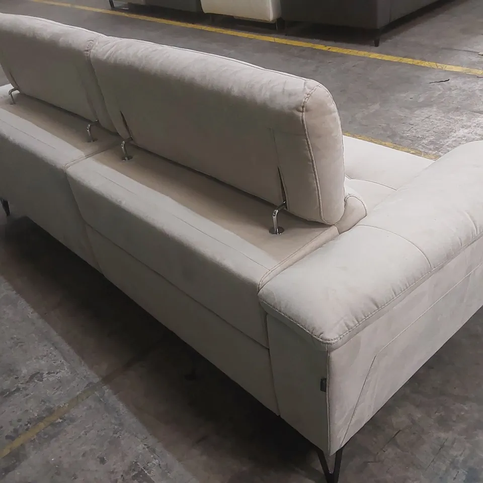 QUALITY DESIGNER ITALIAN MADE 3 SEATER PART ELECTRIC RECLINING SOFA