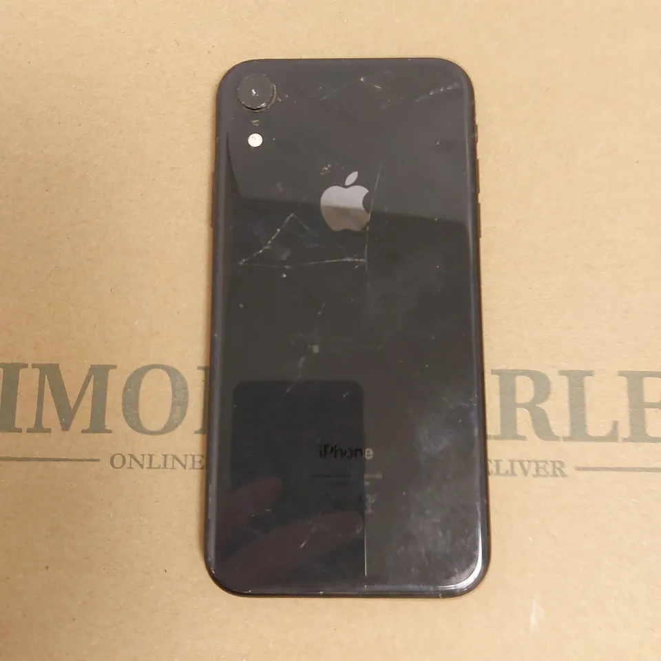 IPHONE XR - BLACK