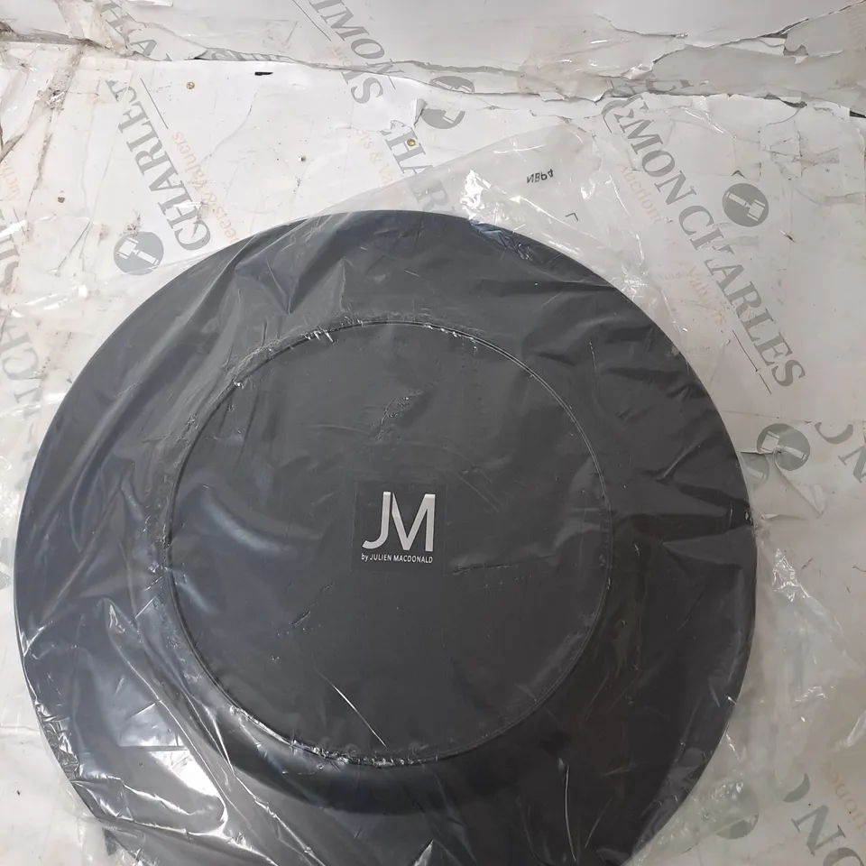 JULIAN MCDONALD CHARGER PLATE SILVER 