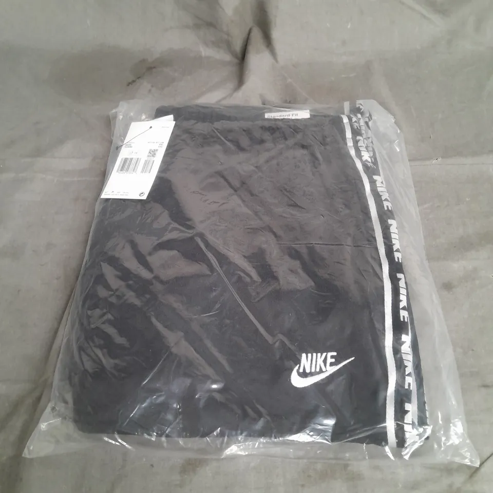 BAGGED NIKE JOGGERS IN BLACK SIZE XXL
