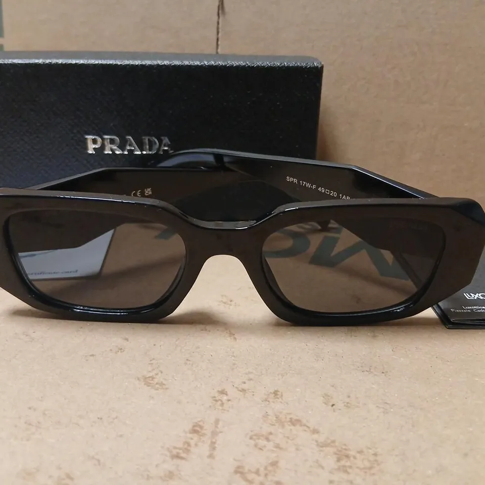 PRADA SUNGLASSES – BLACK RECTANGULAR FRAME, SIZE 49-20 (WITH BOX & CARD)
