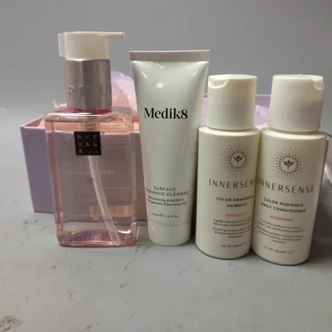 GLOSSY BOX GIFT SET