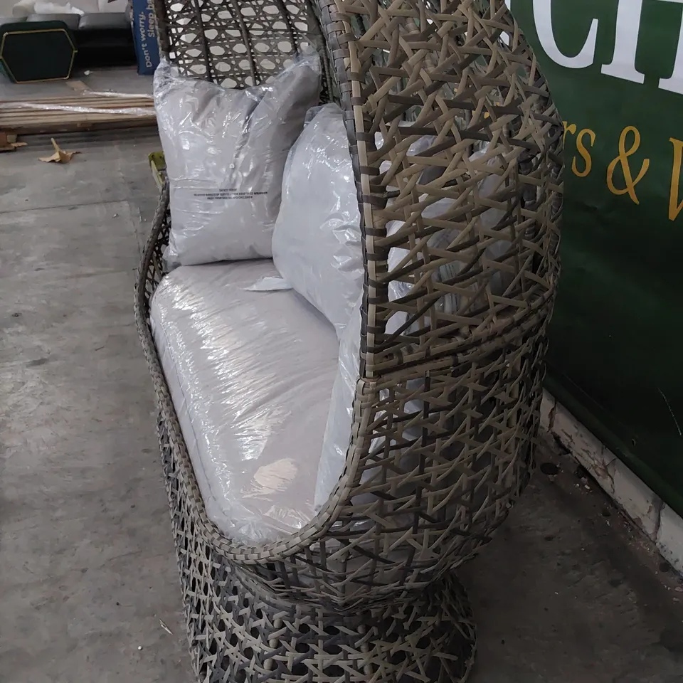 DESIGNER INNOVATORS RATTAN TWO SEATER PATIO SOFA