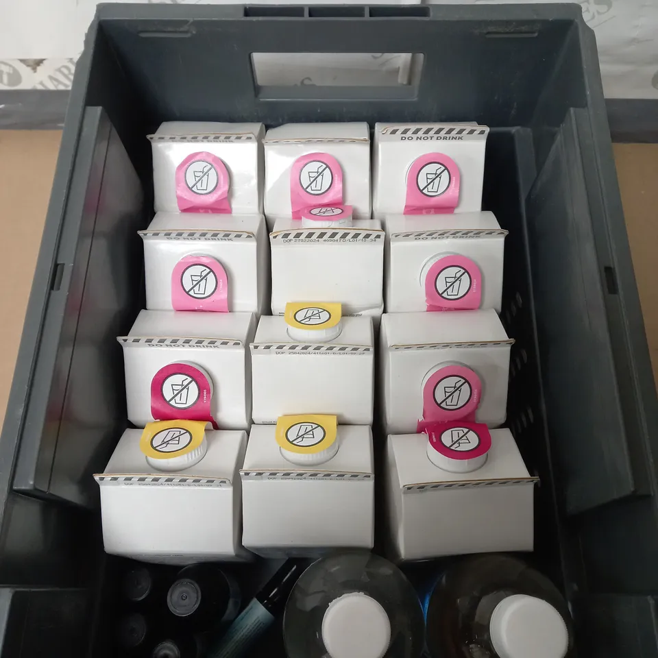 BOX OF APPROX 8 CLEANING PRODUCTS TO INCLUDE BAMBOO BOOSTER , DIGESTIVE ELIXIR , FABRIC CONDITIONER - COLLECTION ONLY