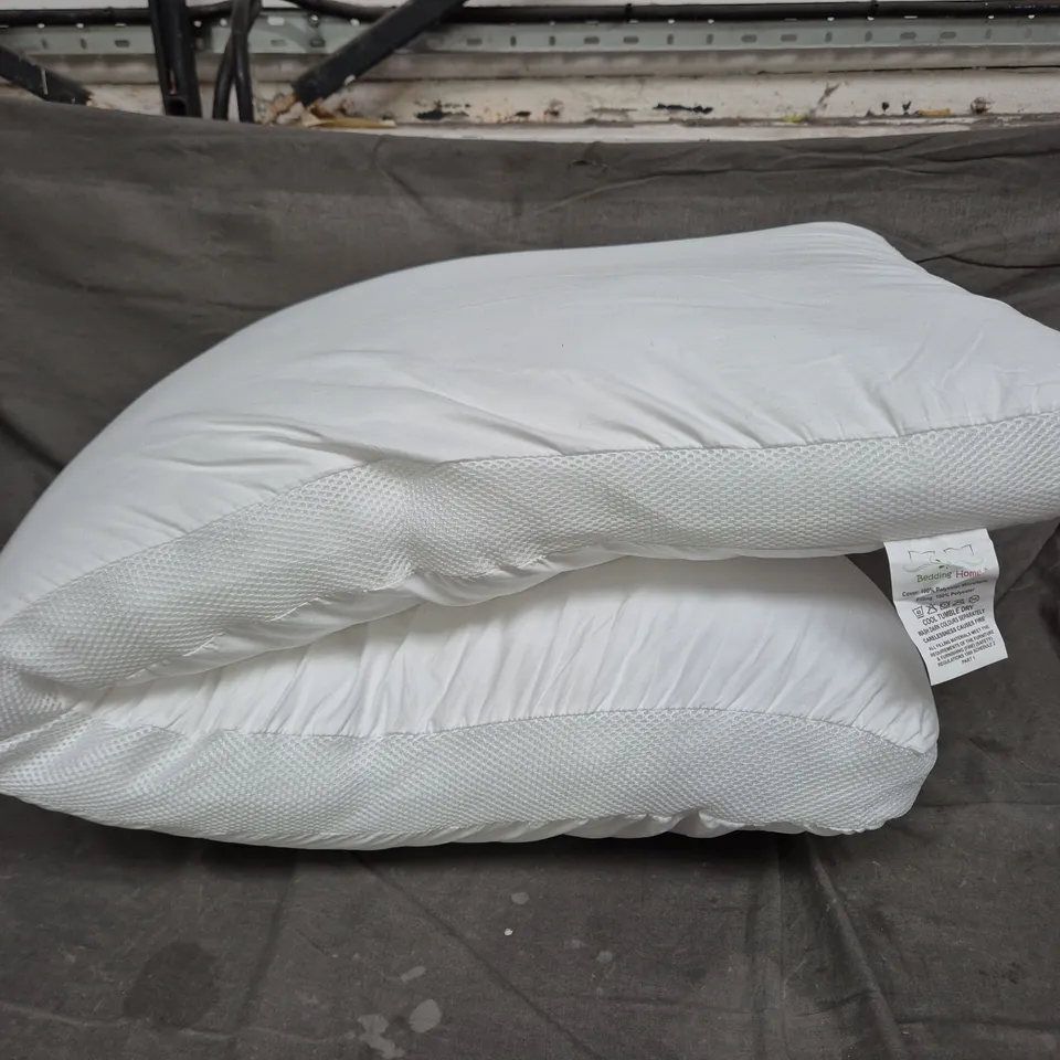 PILLOW CUSHION – WHITE/LIGHT GREY, SINGLE CUSHION - COLLECTION ONLY