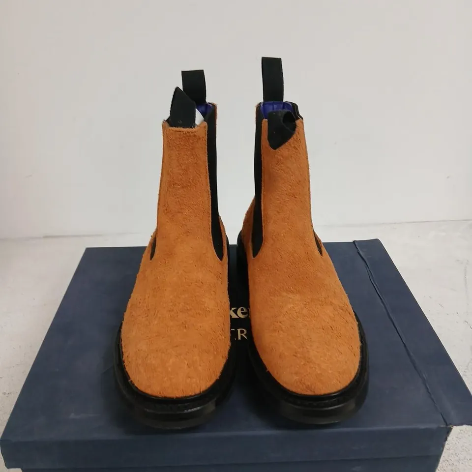 TRICKER'S X BURBERRY ANKLE BOOTS – TAN SUEDE CHELSEA BOOTS, UK7