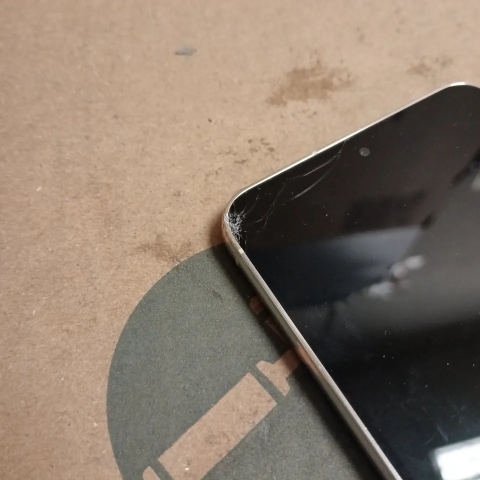 SAMSUNG S23 5G WHITE PHONE UNBOXED