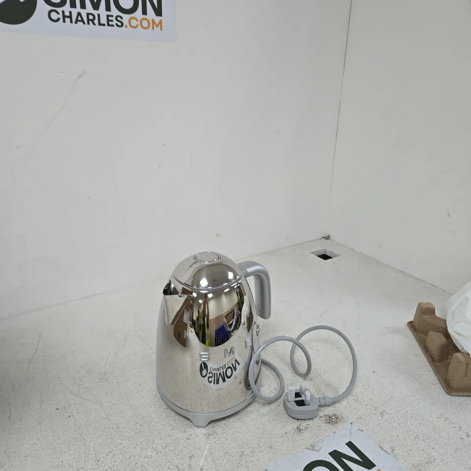SMEG ELECTRIC KETTLE KLF03SSUK – STAINLESS STEEL