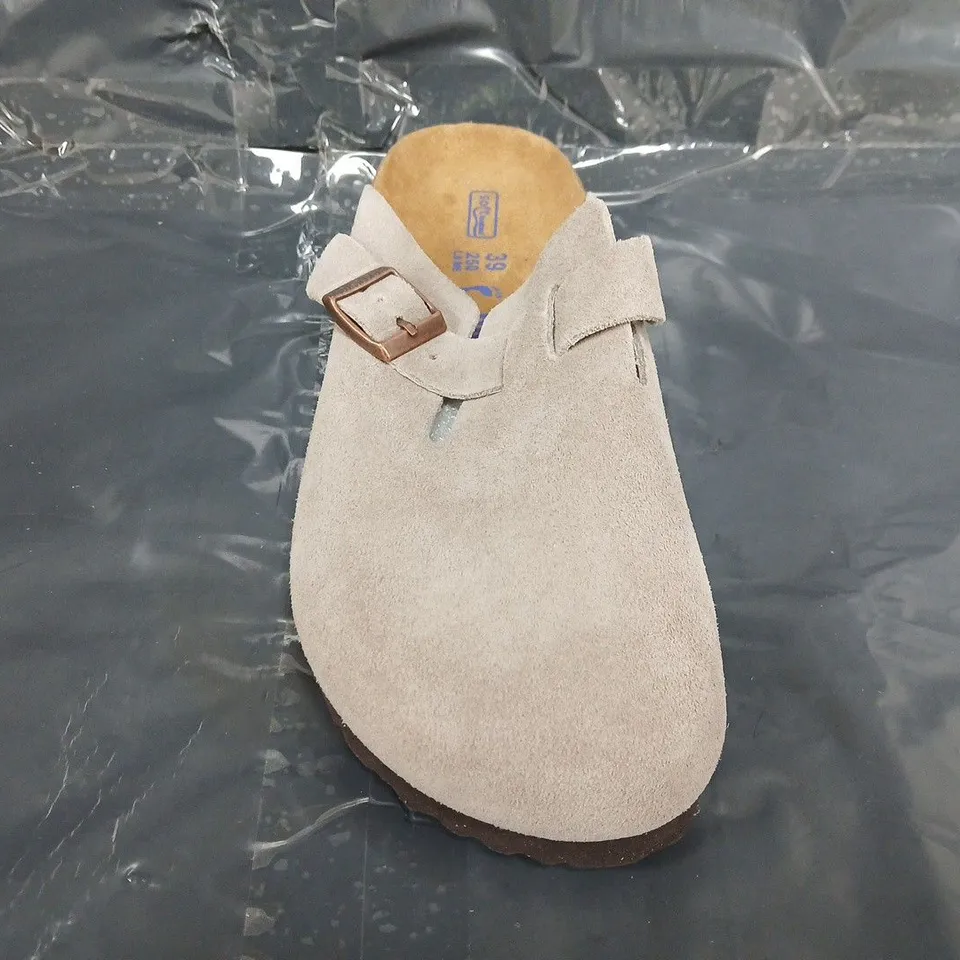 PAIR OF BIRKENSTOCK SHOES IN STONE SIZE EU 39