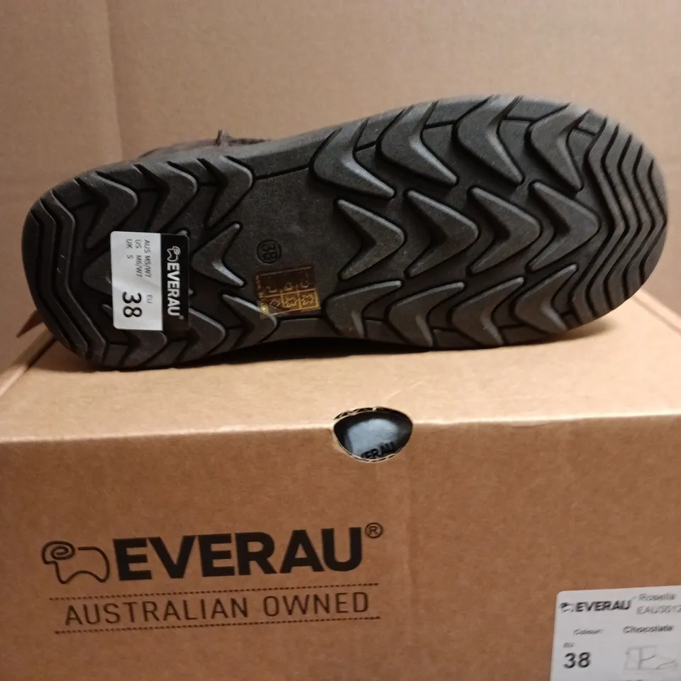 BOXED PAIR OF EVERAU ROSELLA BOOTS – CHOCOLATE, UK 5 