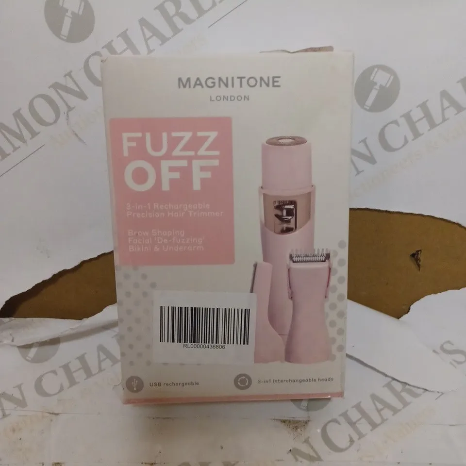 BOX OF 10 ASSORTED HOUSEHOLD AND ELECTRICAL PRODUCTS TO INCLUDE MAGN!TONE MIRROR, ZAGG MINUTE ONE NOTE 10 CASE, FUZZ OFF HAIR TRIMMER ETC