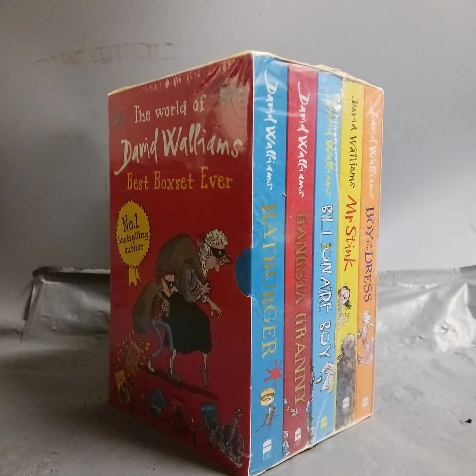 SEALED THE WORLD OF DAVID WALLIAMS BEST BOX SET EVER