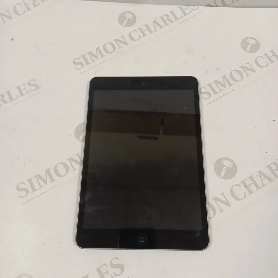 APPLE IPAD MINI A1432