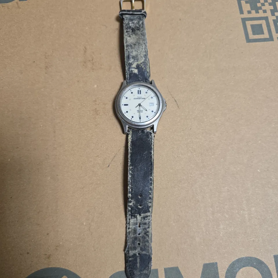 UNBOXED TIMEX EXPEDITION WATCH WITH OFF WHITE DIAL AND LEATHER STRAP
