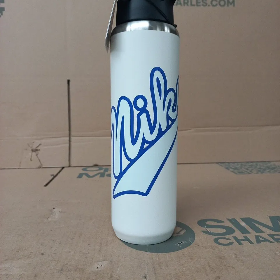 NIKE RECHARGE CHUG STAINLESS STEEL WATER BOTTLE – 24 OZ, WHITE WITH BLUE NIKE LOGO