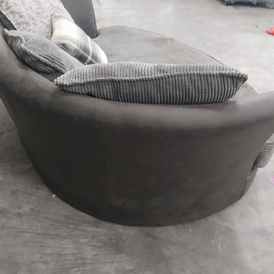 DESIGNER LARGE SNUGGLER CHAIR GREY CHORD / SUEDE WITH SCATTER CUSHIONS 