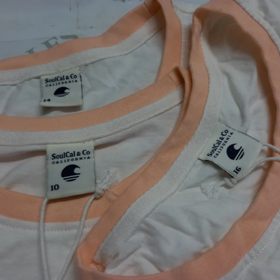 LOT OF 3 SOULCAL LOGO WHITE T-SHIRTS - VARIOUS SIZES