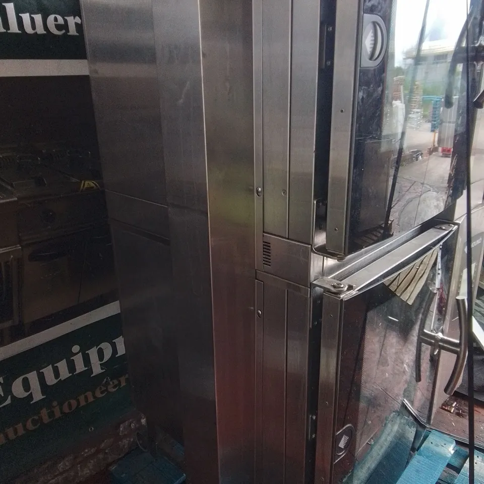 HOUNO COMMERCIAL DOUBLE OVEN CPE 1.06