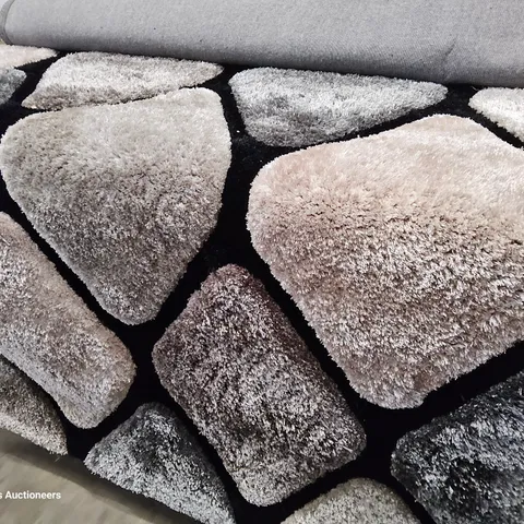 VARDA HANDMADE TUFTED BLACK/GREY RUG 150 × 220 APPROXIMATELY
