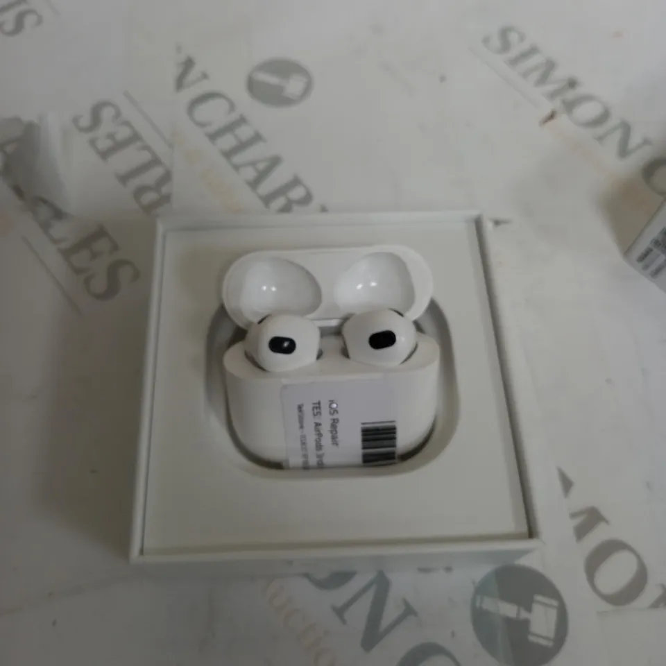 BOXED APPLE AIRPOD PRO   