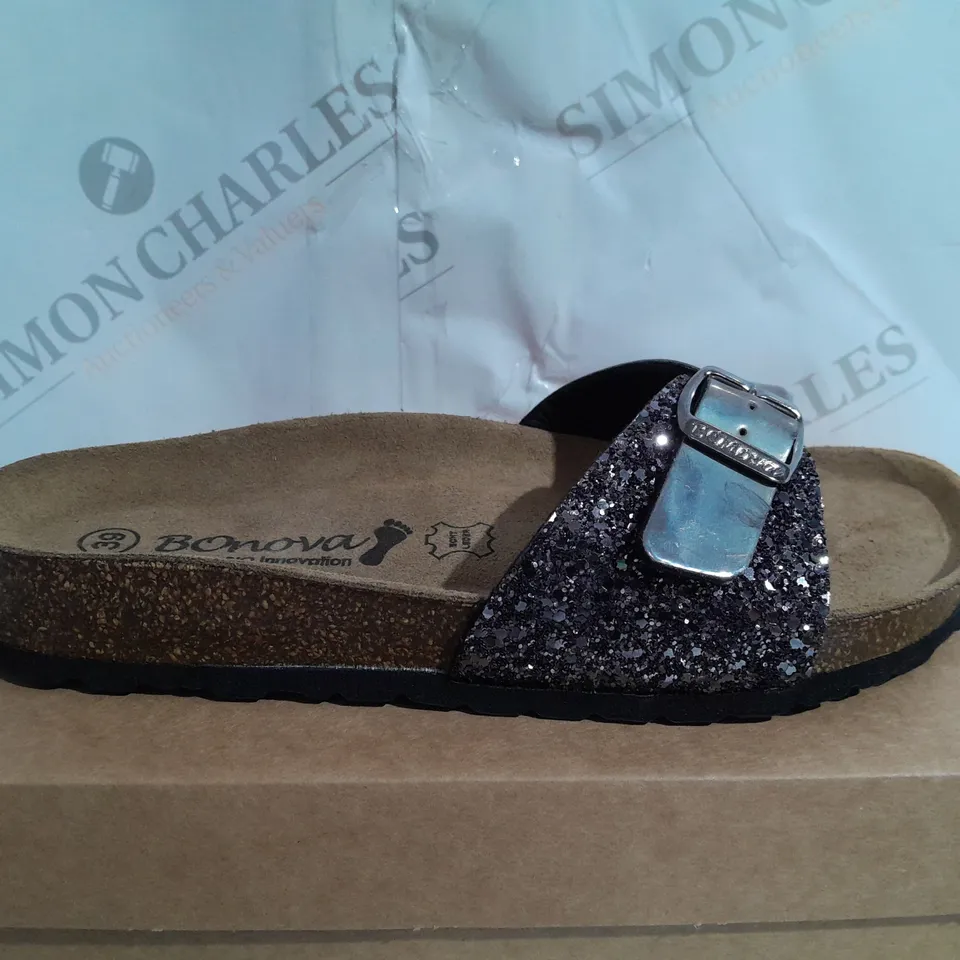 BOXED BONOVA PLATFORM SANDAL - SIZE 6