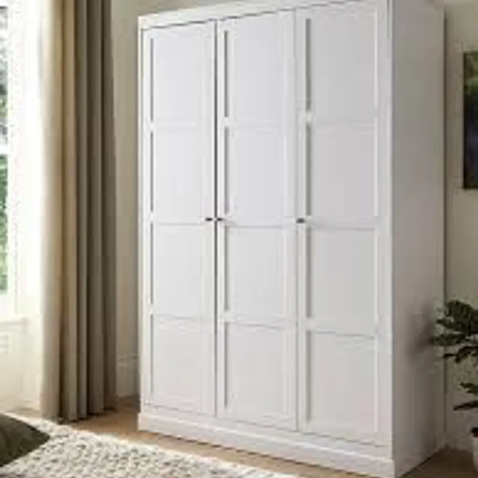 BOXED DARCY 3 DOOR WARDROBE - WHITE (3 BOXES) RRP £449