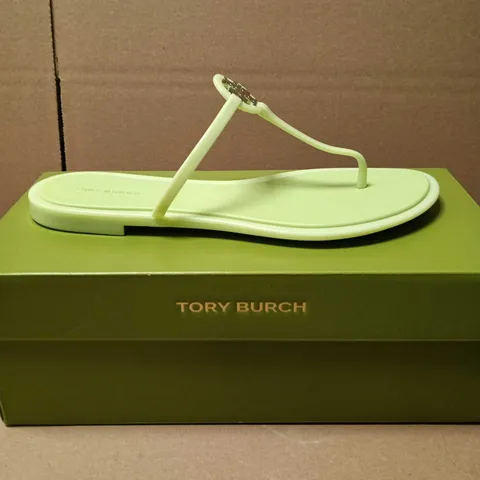 TORY BURCH MINT GREEN LOGO JELLY FLIP FLOPS – WOMEN'S SANDALS SIZE 8 US