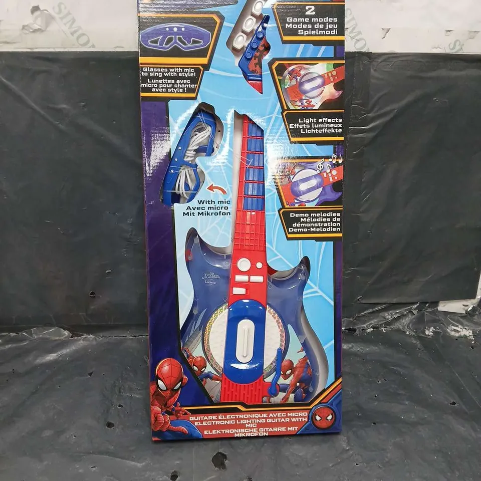 SPIDER-MAN ELECTRIC GUITAR WITH LIGHT UP GLASSES