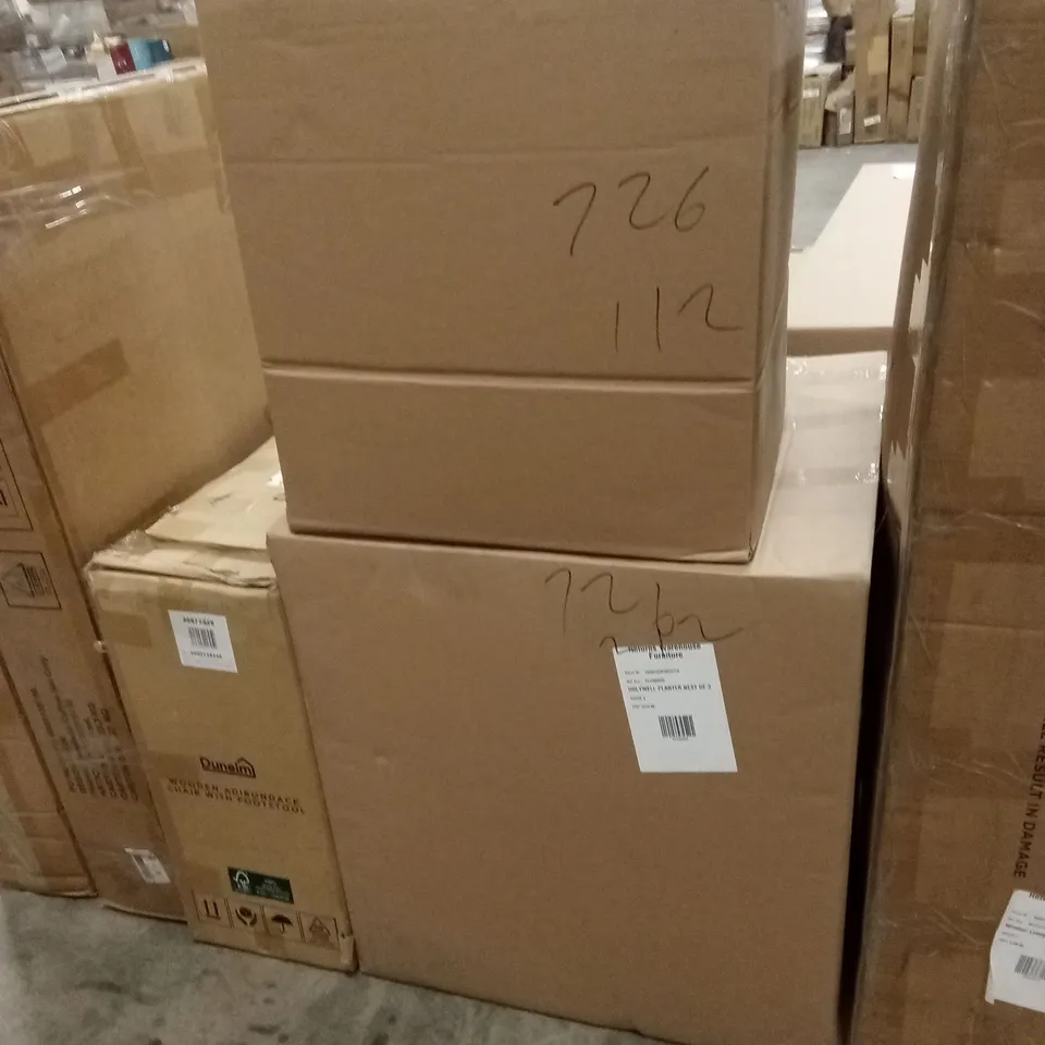BOXED HOLLYWELL PLANTERS (2 BOXES)