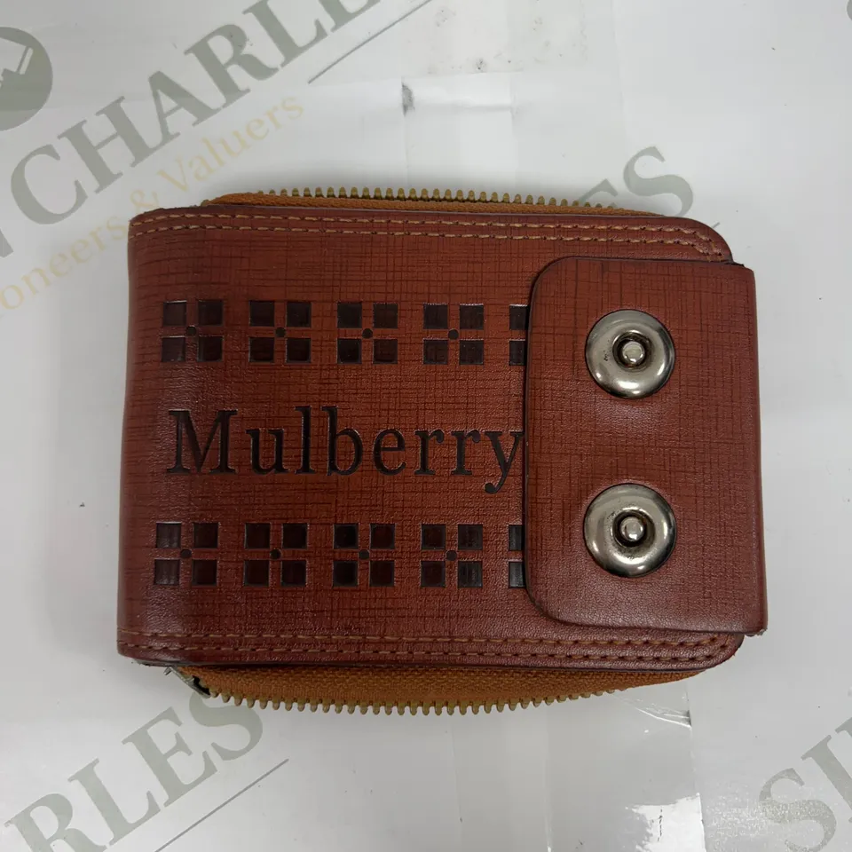 MULBERRY ZIP WALLET IN BROWN