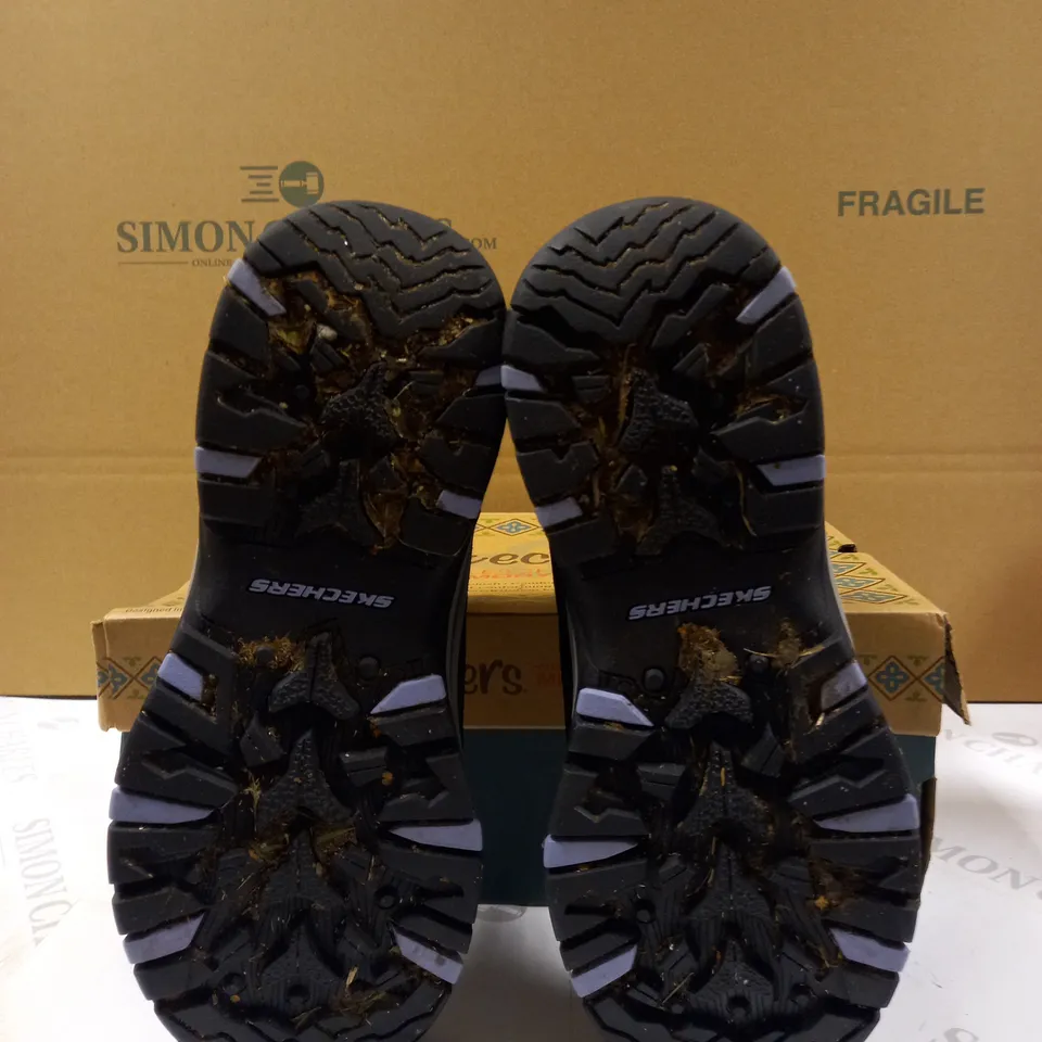 SKECHERS TREGO ALPINE TRAIL WATERPROOF BOOT SIZE 5.5