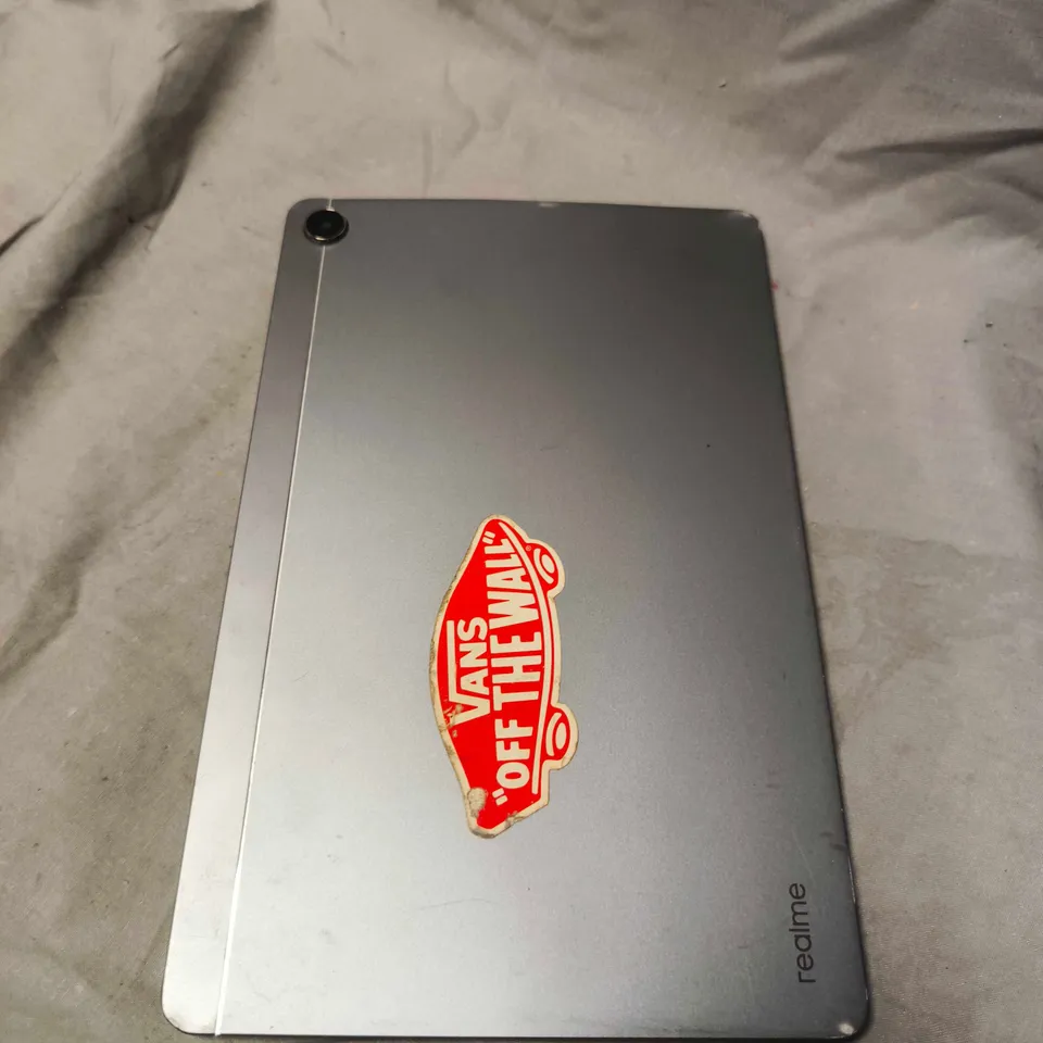 REALME PAD TABLET - MODEL UNSPECIFIED 