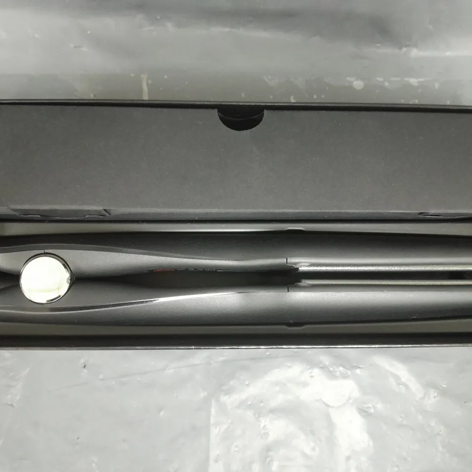 GHD MAX PROFESSIONAL WIDE PLATE STYER