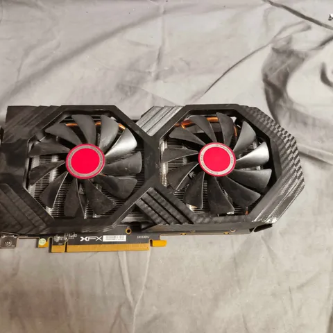 XFX GRAPHICS CARD – DUAL FANS 