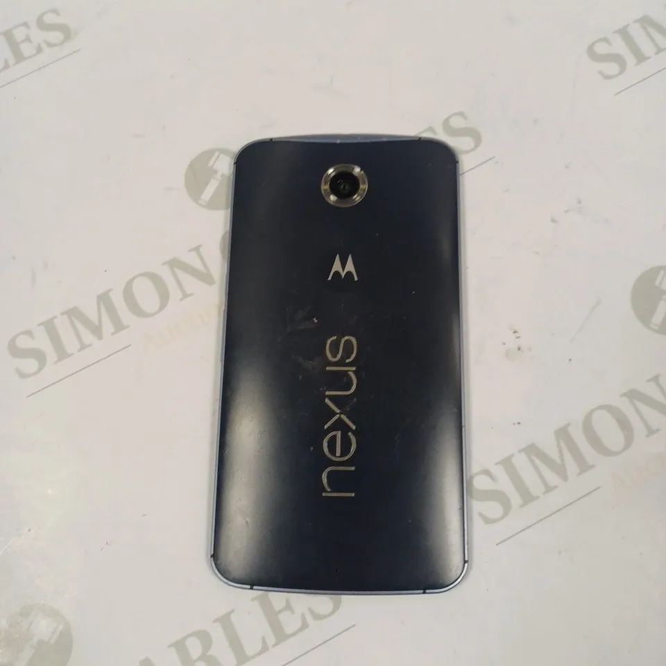 MOTO NEXUS 