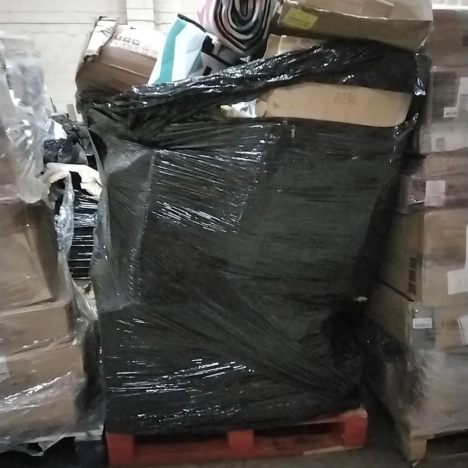 PALLET OF HOUSEHOLD ITEMS TO INCLUDE CANOPY, CHAIR, LOCK AND KEY AND OTHER ASSORTED ITEMS...