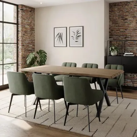 BOXED EZRA II 4-6 SEATER EXTENDABLE RECTANGLE DINING TABLE - RUSTIC OAK EFFECT (1 BOX)