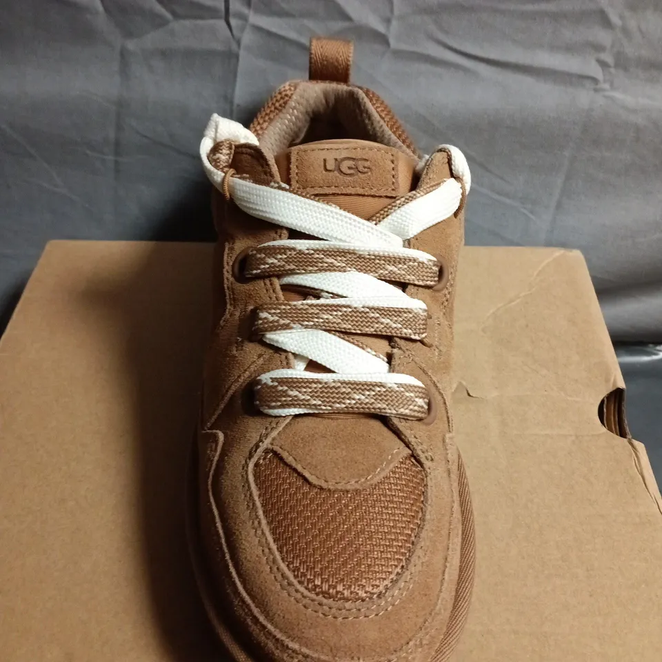 BOXED PAIR OF UGG TRAINERS - UK SIZE 8