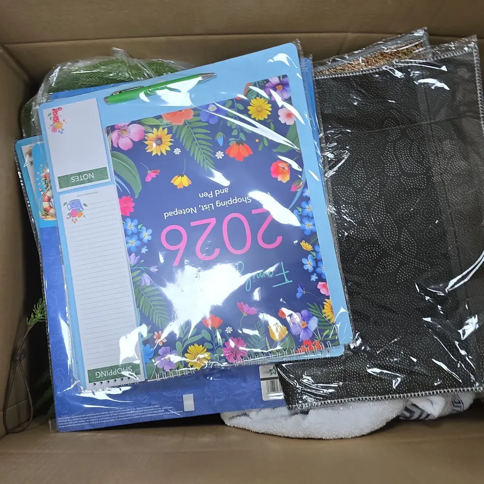 APPROXIMATELY 15 ASSORTED HOUSEHOLD PRODUCTS TO INCLUDE FAMILY PLANNER, WREATH, AIR FRYER PARCHMENT PAPER, ETC