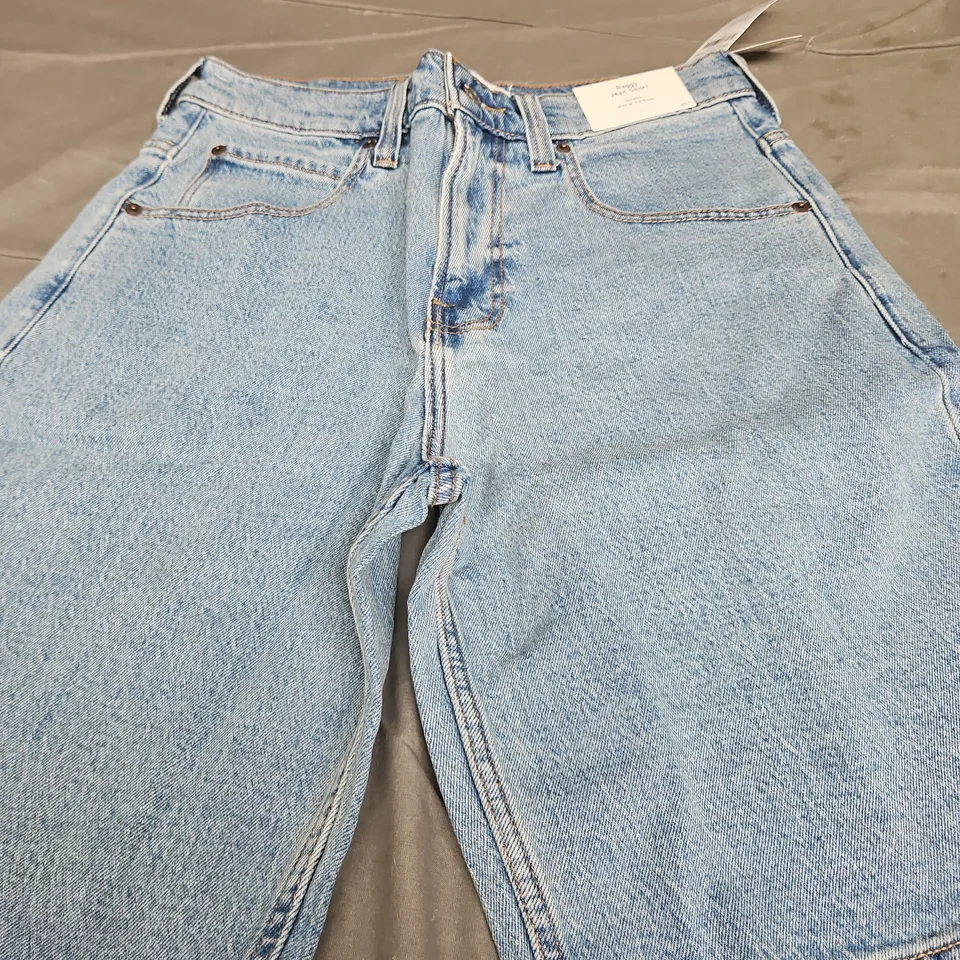 HOLLISTER BAGGY JEAN SHORT 31 WAIST