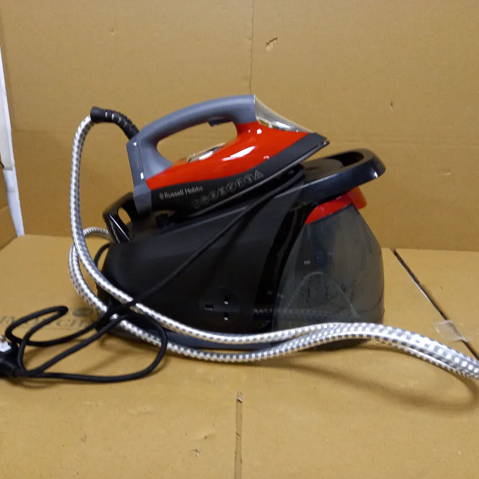 RUSSELL HOBBS QUIET SUPER STEAM PRO IRON